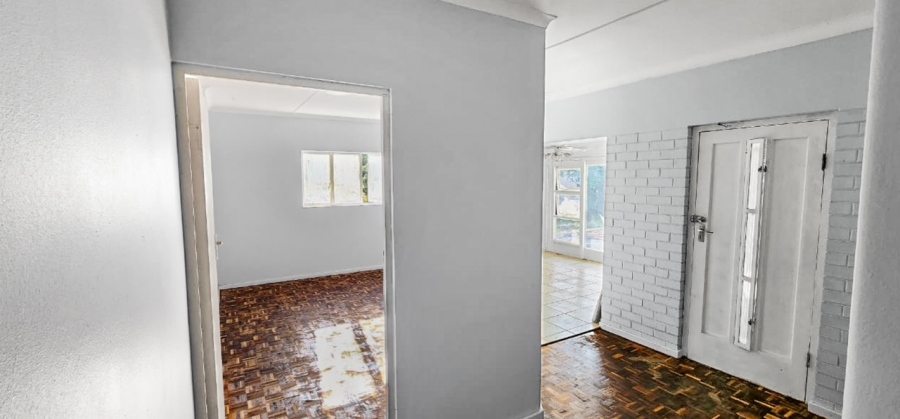 6 Bedroom Property for Sale in Cambridge Eastern Cape